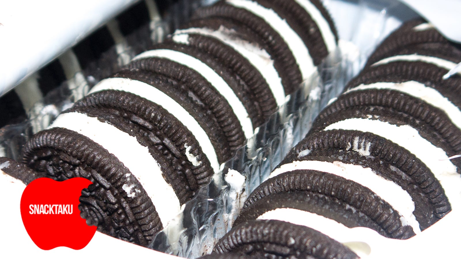 Oreo Mega Stuf Cookies The Snacktaku Review