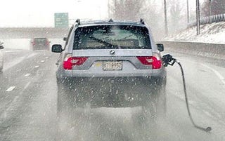 Illustration for article titled How Do You Say You're Sorry At 85 MPH?