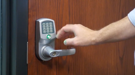 How To Pick The Lock Of An Interior Door