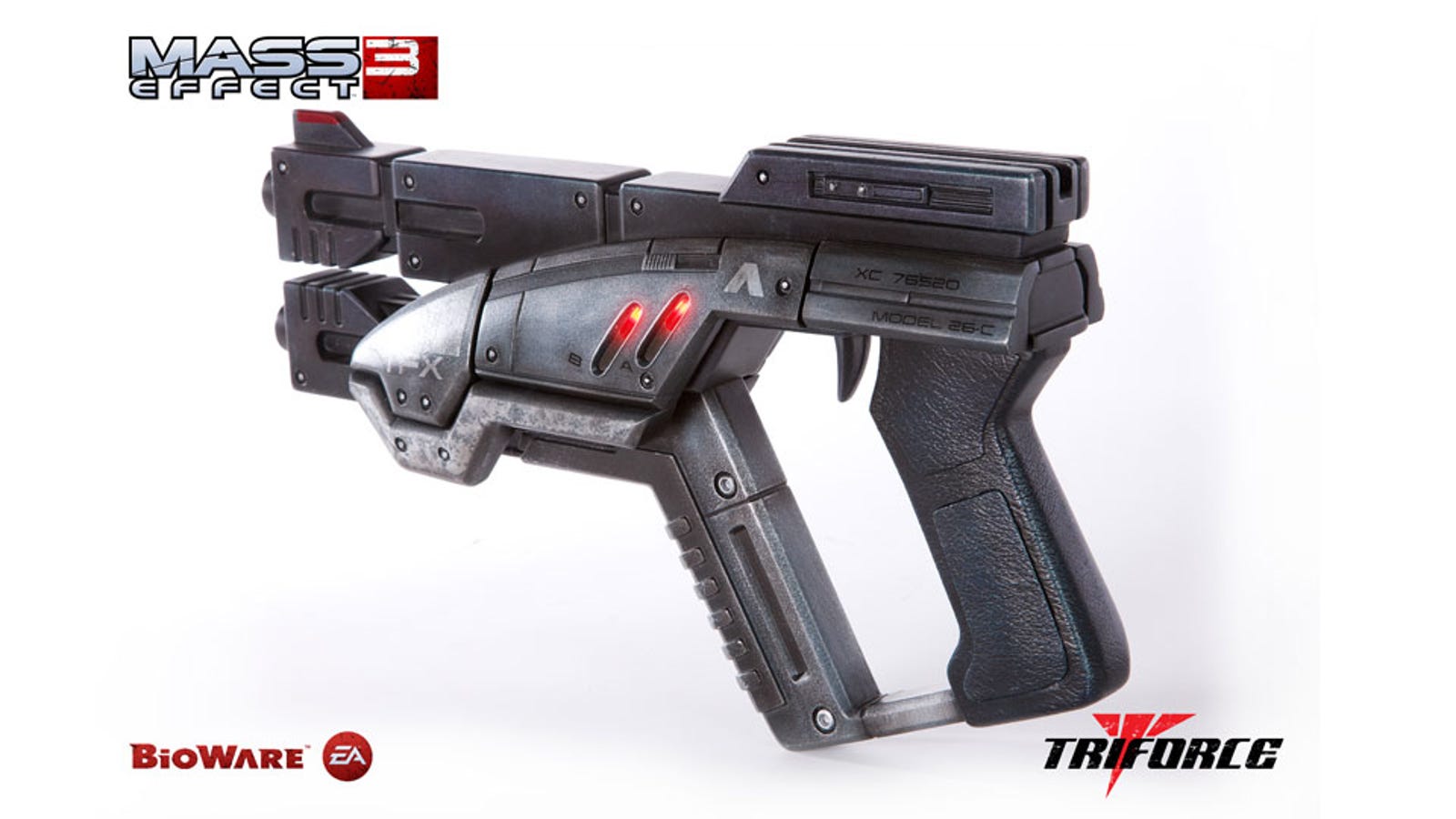 Its Almost Time To Preorder This Amazing 400 Mass Effect 3 M 3 Predator Pistol Replica 4259