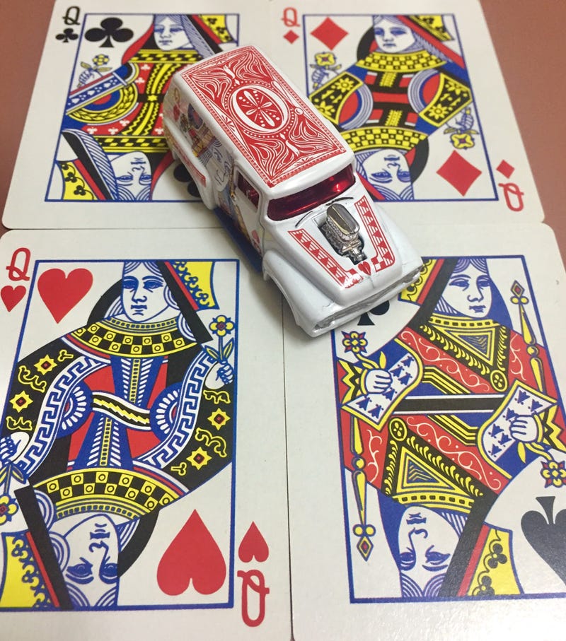 Illustration for article titled Queen of Hearts
