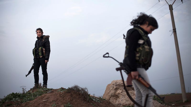 Illustration for article titled Female Kurdish Fighters Take Up Arms Against the Islamic State