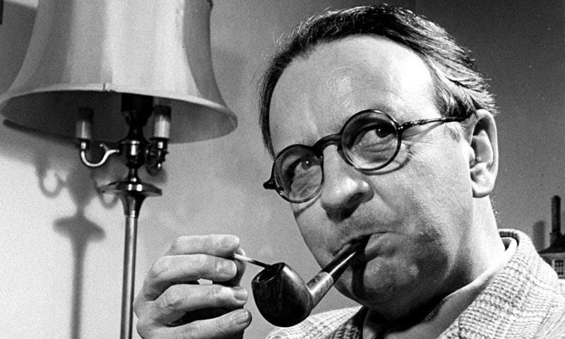 Illustration for article titled Raymond Chandler Mocked Science Fiction, But He Also Inspired It