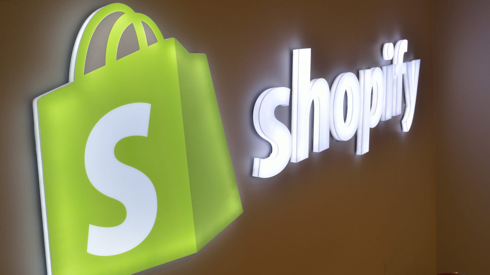 How to Launch Your Own Online Store With Shopify