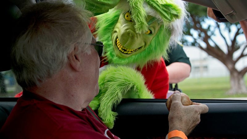 Real Life Grinch Steals Neighbor Kids Christmas Toys