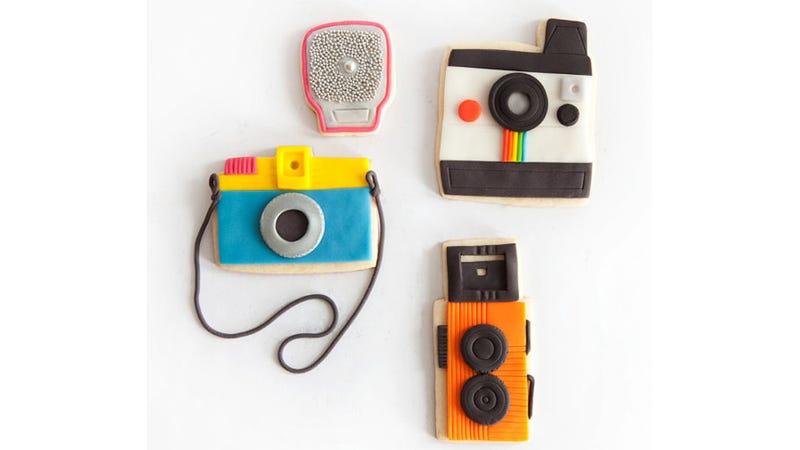 Illustration for article titled These Tiny Camera Cookies Probably Taste Like Film. But They're So Cute.