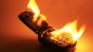 Illustration for article titled A Knockoff, Made-in-China Phone Electrocuted and Killed a Man