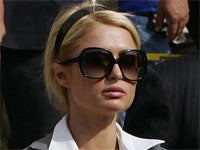 Illustration for article titled Larry King Set To Endure An Entire Hour Of Conversation With Paris Hilton