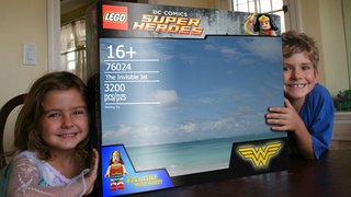 Illustration for article titled Cool Dad Builds The Best Version of Wonder Woman's Invisible Jet