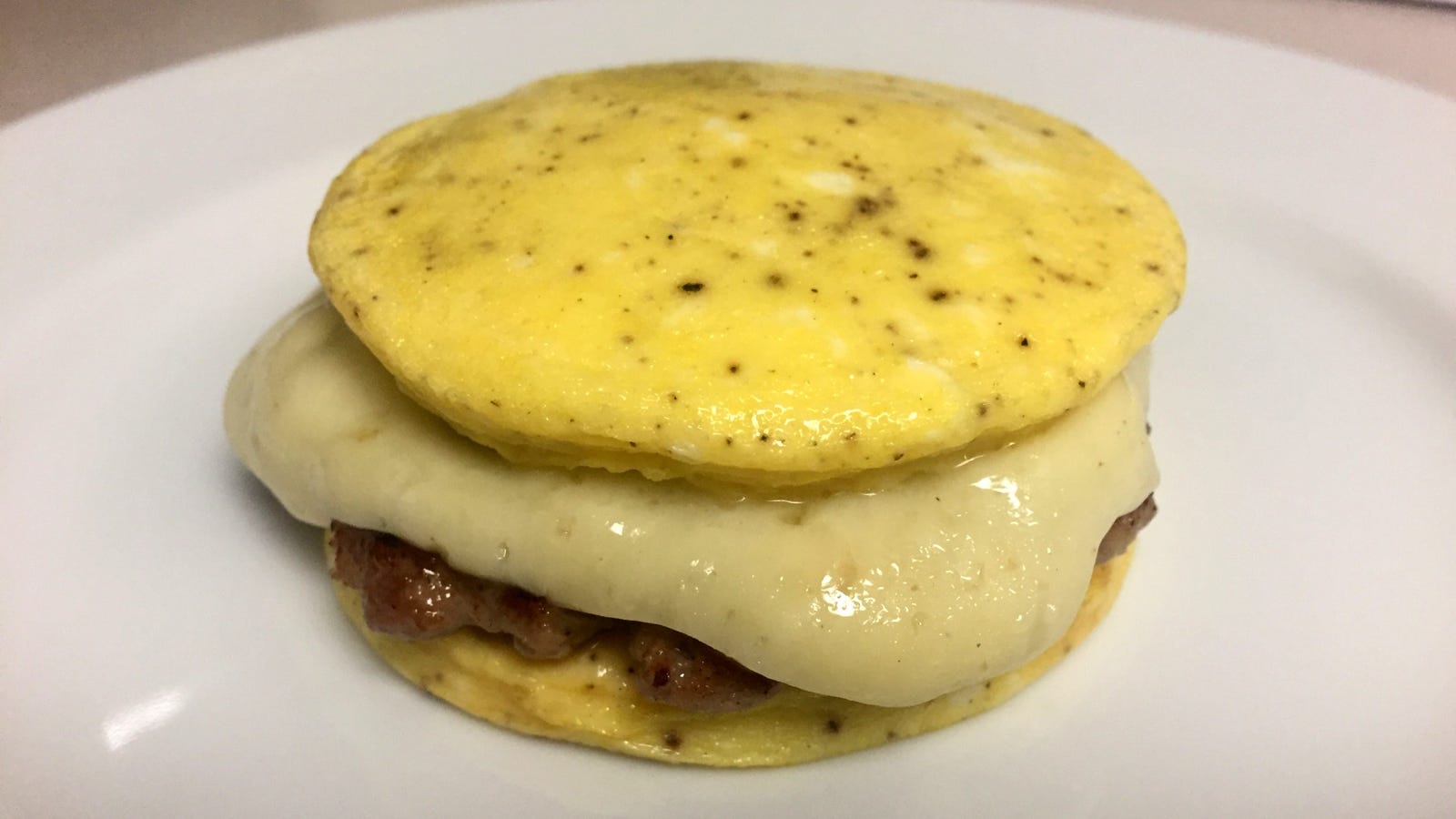 How To Make a Jimmy Dean 'Eggwich'
