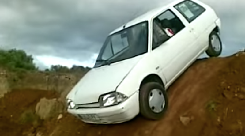 Illustration for article titled Yes, But Can You Go Offroading In A Tiny French Hatchback?