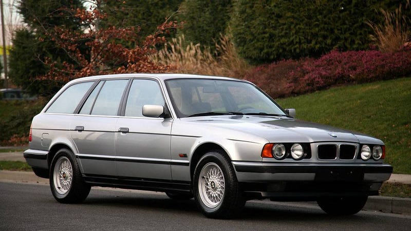 Illustration for article titled At $15,900 Canadian, Could This 1994 BMW 525tds Estate Be The New Family Canuckster?