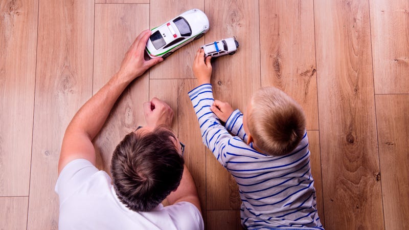 Illustration for article titled Quick Ways to Connect with Your Kids When You're Busy