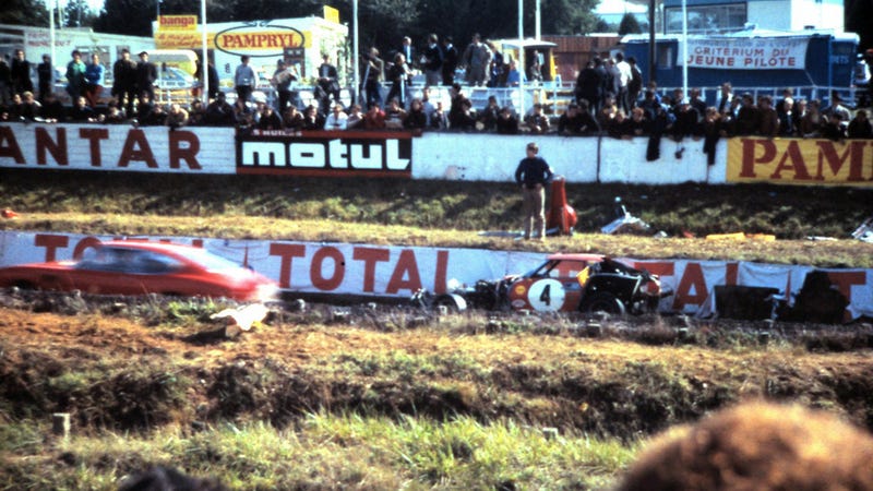 Illustration for article titled COTD: The 1968 24 Hours of Le Mans Edition