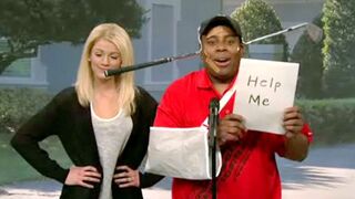 Illustration for article titled Saturday Night Live Gets Laughs For Sketch About Abuse