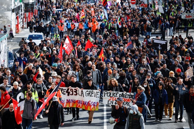 Macron narrowly won a no-confidence vote as protestors shut down France