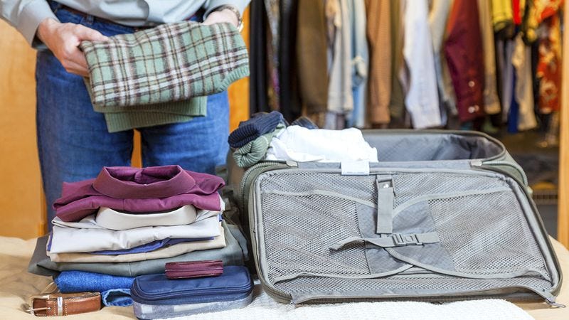 Illustration for article titled 8 Genius Packing Tips For Holiday Travelers