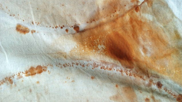 How to Remove Rust Stains With Stuff That's Already in Your Home