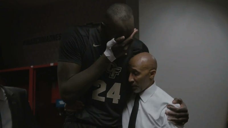 Illustration for article titled Ah Jeez, The Video Of UCF's Locker Room After Losing To Duke Is Heartbreaking