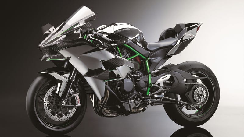 Illustration for article titled The Psychotic 300-HP Kawasaki Ninja H2R Is A Hellcat On Two Wheels