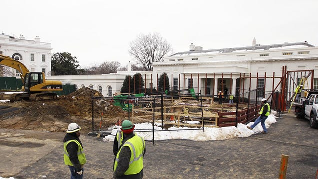 White House Constructing 'Mysterious Tunnel' to Obama's Evil Lair