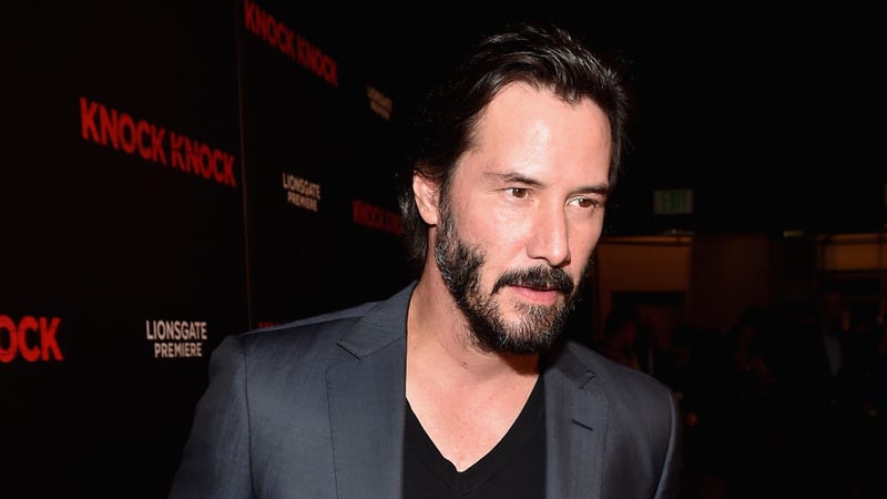Illustration for article titled Keanu Reeves Made New Friends After His Flight Made an Emergency Landing