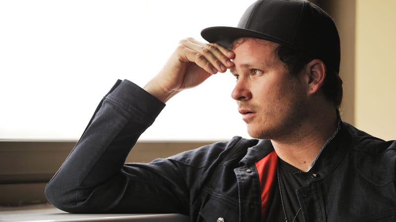 Illustration for article titled Heartbreaking: Tom DeLonge Posted A 4-Hour Video Of Himself Getting A Prostate Exam From Aliens But Everyone Ignored It Because He’s Been So Annoying With Alien Stuff For So Long It Doesn’t Really Stick