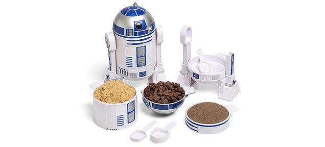 You'll Never Mess Up a Recipe When R2-D2 Does Your Measuring