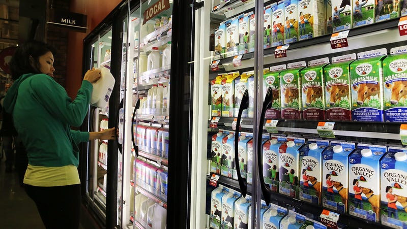 Illustration for article titled This week's study: Full-fat dairy isn't going to kill you