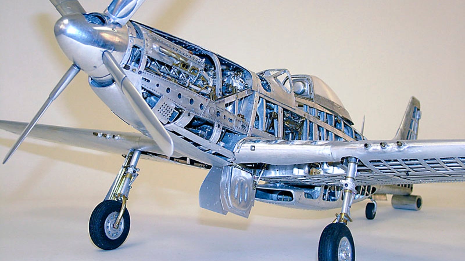 Retired Dentist Builds Amazingly Intricate AllAluminum WWII Fighter Models