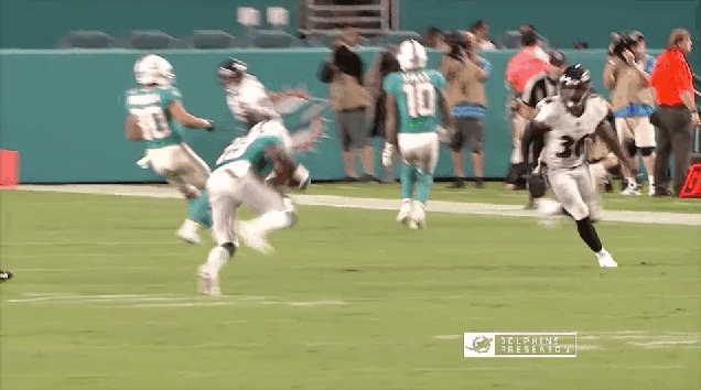 om3uz7qwg3j4qpbmbsle.gif