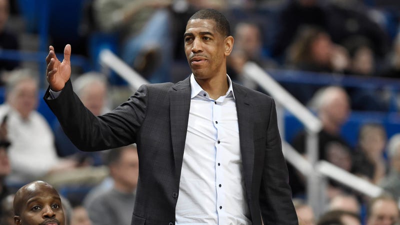 Illustration for article titled Kevin Ollie Will Contest UConn's Dubious, Non-Specific "For Cause" Termination