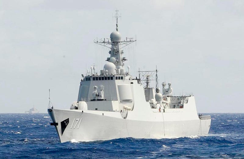 Illustration for article titled Chinese Warships To Visit Florida As U.S. Sailors Get A Tour Of China's Carrier