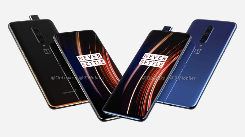 El OnePlus 7T Pro mantiene el diseño de su predecesor (a la izquierda, la versión McLaren)