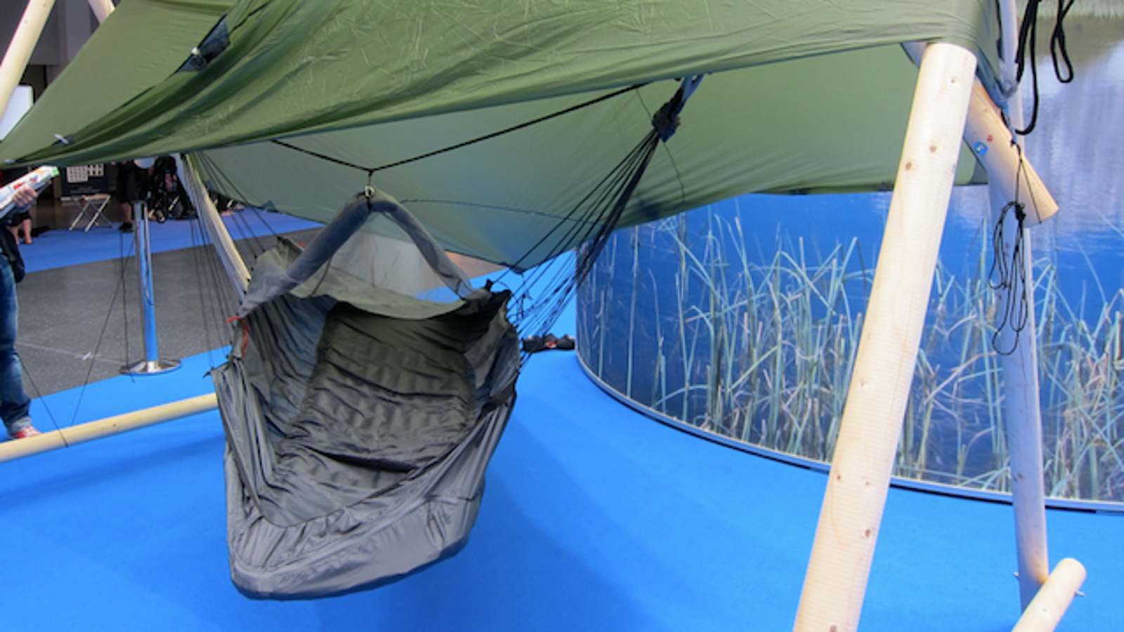 A Hammock That Stays Flat So You Can Actually Sleep In It