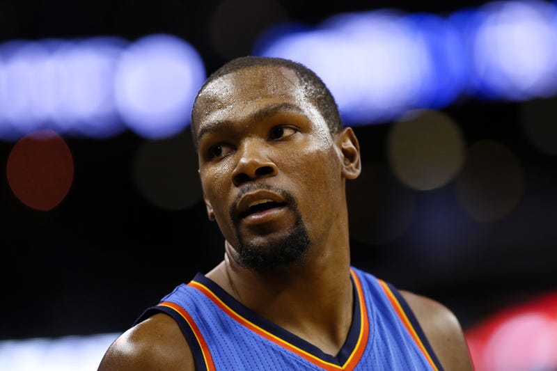 Illustration for article titled Reports: Kevin Durant Likes Places