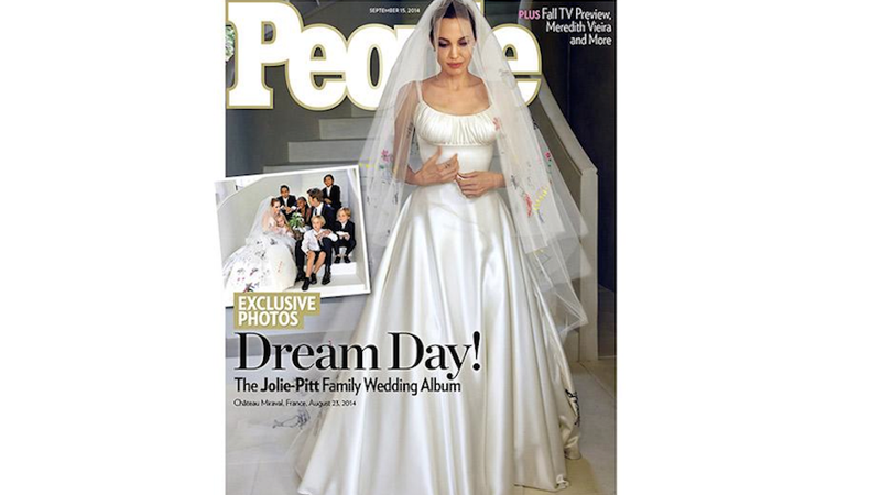 Illustration for article titled OMFG It's Angelina Jolie's Wedding Dress