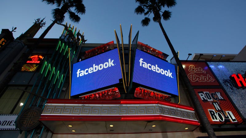 Illustration for article titled Facebook: Would It Help If We Traded Less User Info With Huge Data Brokers?
