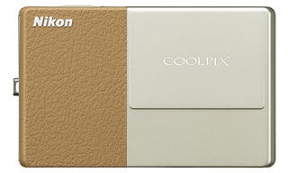 Illustration for article titled Nikon Coolpix S70 Disappoints, Despite OLED Touchscreen