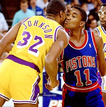 The Lakers' new uniforms have a 'Showtime' throwback vibe, with one notable  difference