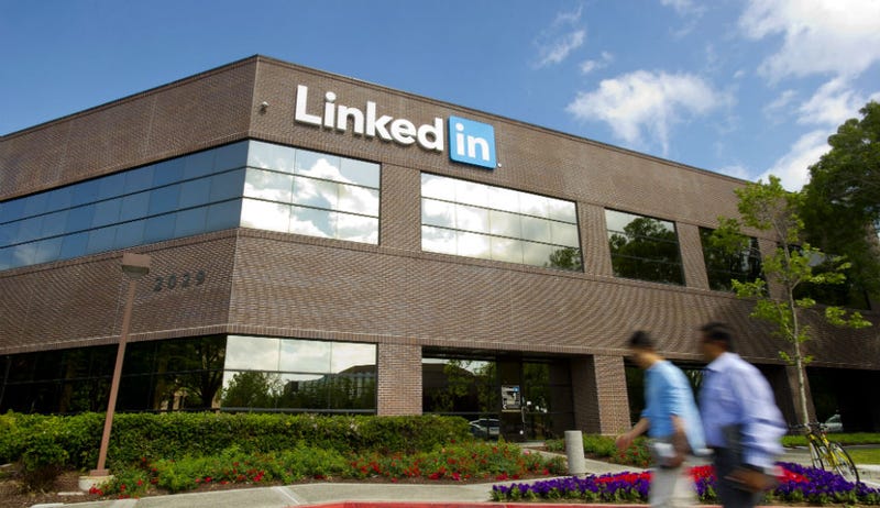 LinkedIN Will Now Let You Block Other Users. Finally.