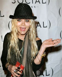 Illustration for article titled Mary-Kate Olsen To Emerge From Hole For Fashion
