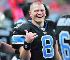 Illustration for article titled Jon Kitna Has Good Reasons To Love God