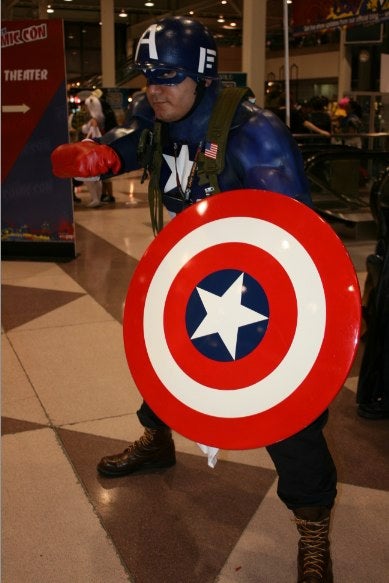 Illustration for article titled The Avengers Cosplay