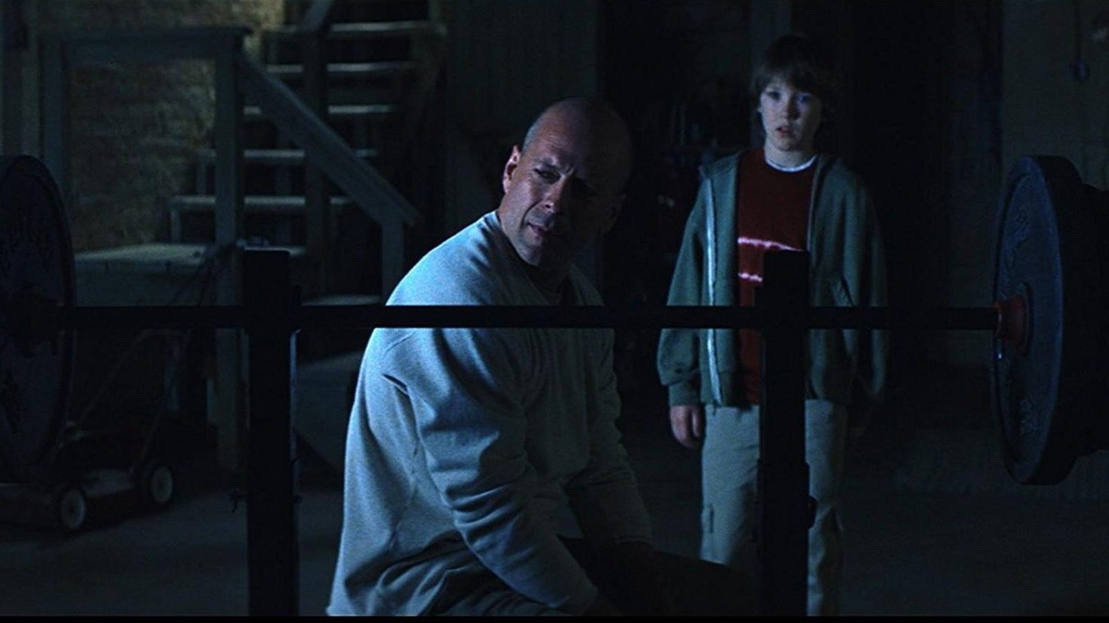 Glass Will Feature Previously Unseen Footage From Unbreakable