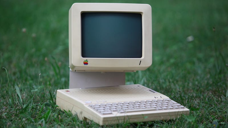 Illustration for article titled You Can Now Download the Apple II's DOS Source Code from Back in 1978