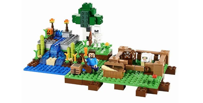 Illustration for article titled New Minecraft LEGO Will Fit Your Minifigs