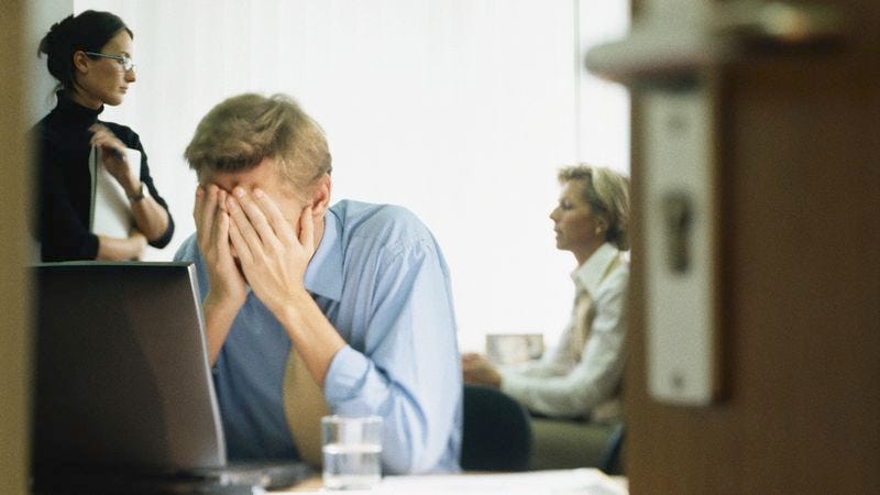 Illustration for article titled 8 Signs You’re About To Get Fired