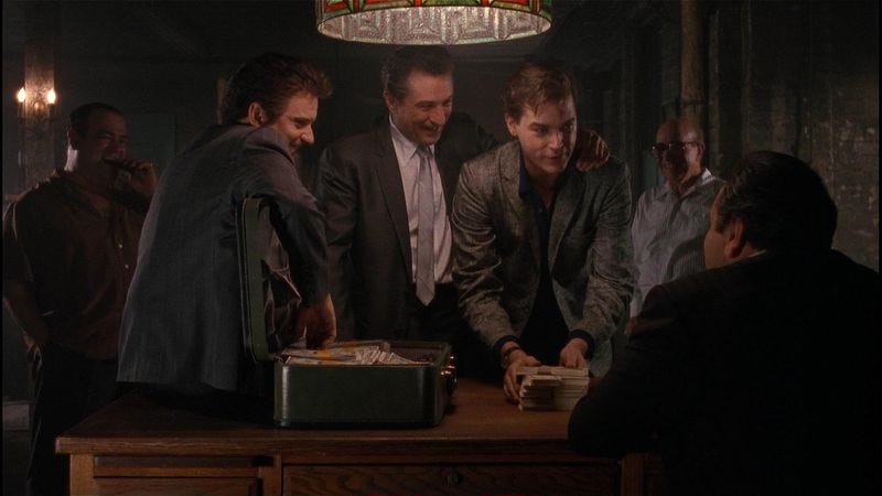 Illustration for article titled Federal agents start busting some Goodfellas' balls over Lufthansa