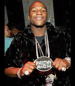 Illustration for article titled Floyd Mayweather Missing $7 Million In Jewelry After Robbery